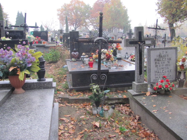  NN Rawa Mazowiecka - Grobonet - Wyszukiwarka osób pochowanych