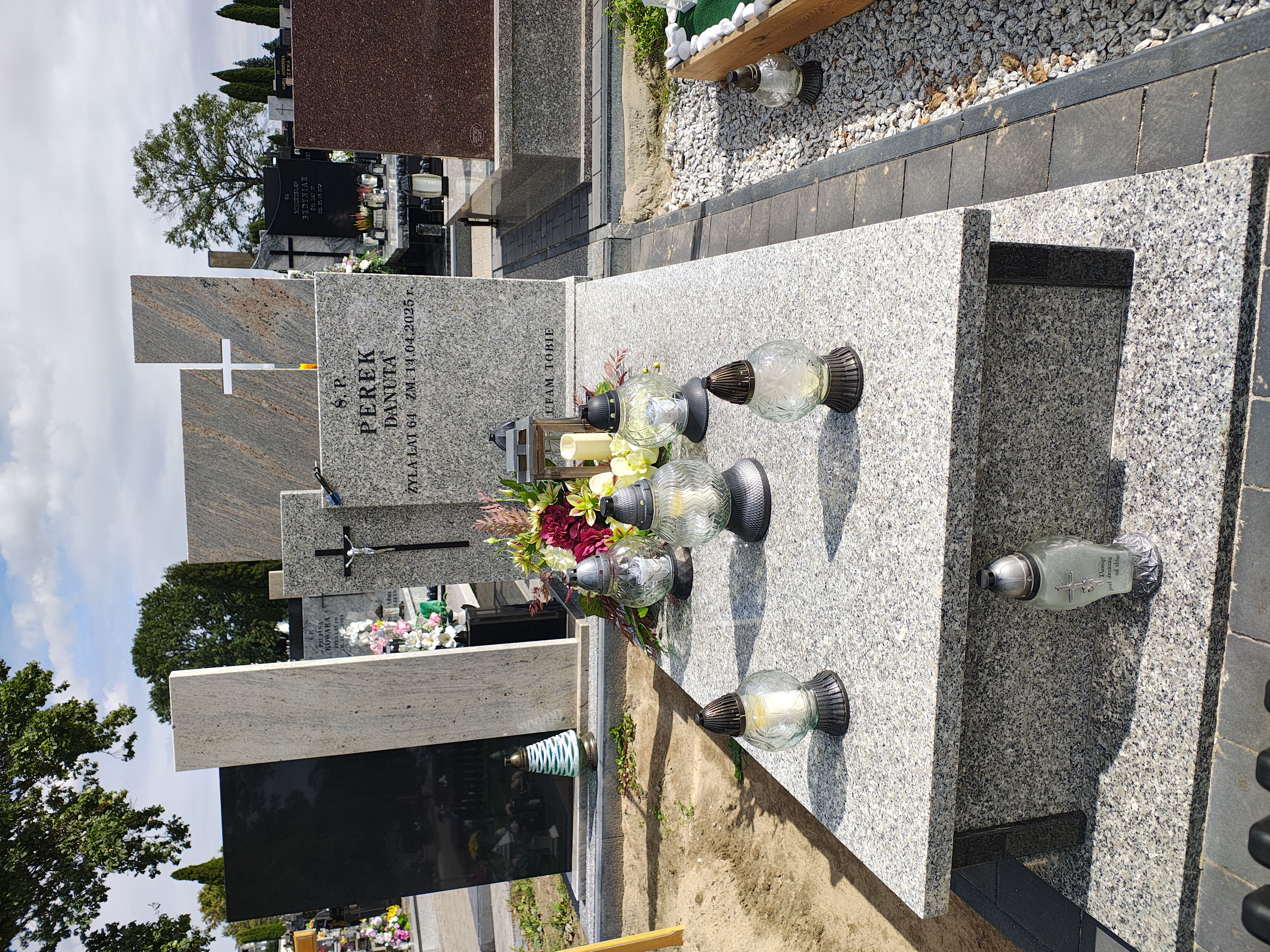 Danuta Perek 1961 Rawa Mazowiecka - Grobonet - Wyszukiwarka osób pochowanych